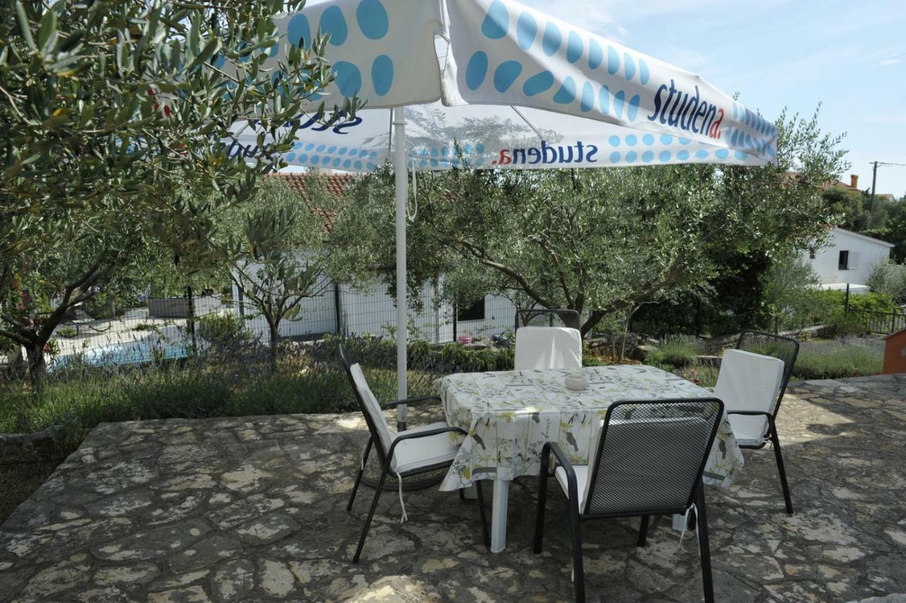 Apartman Branka Kornić Εξωτερικό φωτογραφία