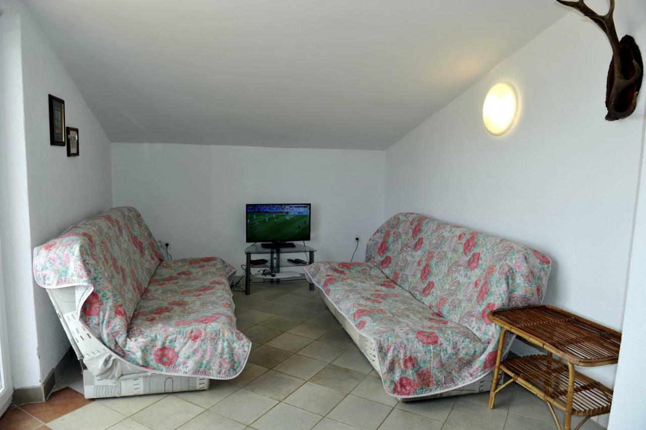 Apartman Branka Kornić Εξωτερικό φωτογραφία